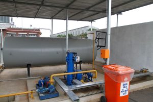 Horizontal diesel tank combined with single redundant diesel pump and filter kit. Filter elements are a fine filter followed by coalesce element for single pass water removal